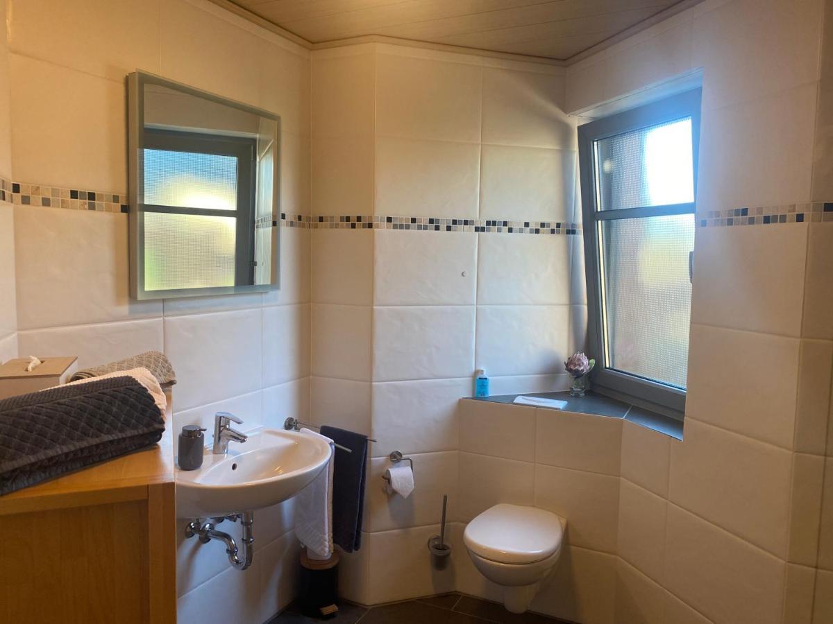 Attraktive Wohnung-Elztalidyll-Zwischen Mosel,Nuerburgring Und Burg Eltz Kollig Εξωτερικό φωτογραφία