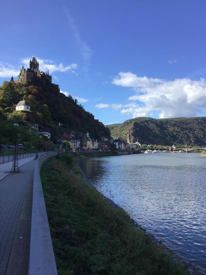 Attraktive Wohnung-Elztalidyll-Zwischen Mosel,Nuerburgring Und Burg Eltz Kollig Εξωτερικό φωτογραφία