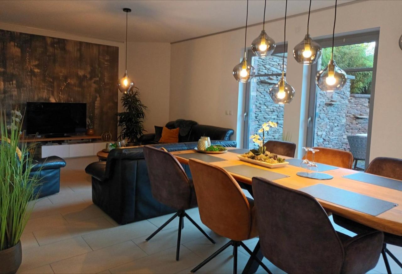 Attraktive Wohnung-Elztalidyll-Zwischen Mosel,Nuerburgring Und Burg Eltz Kollig Εξωτερικό φωτογραφία