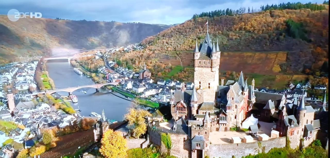 Attraktive Wohnung-Elztalidyll-Zwischen Mosel,Nuerburgring Und Burg Eltz Kollig Εξωτερικό φωτογραφία